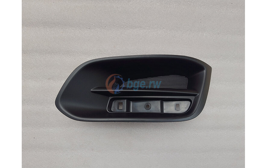 BRACKET, PLASTIC - SUZUKI CIAZ - 71831M79M005PK