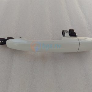 HANDLE, REAR DOOR OUT, LH (WHITE)