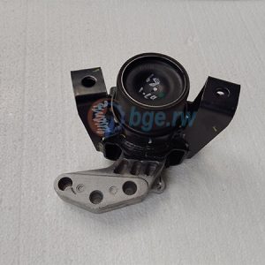 ENGINE MOUNTING RH