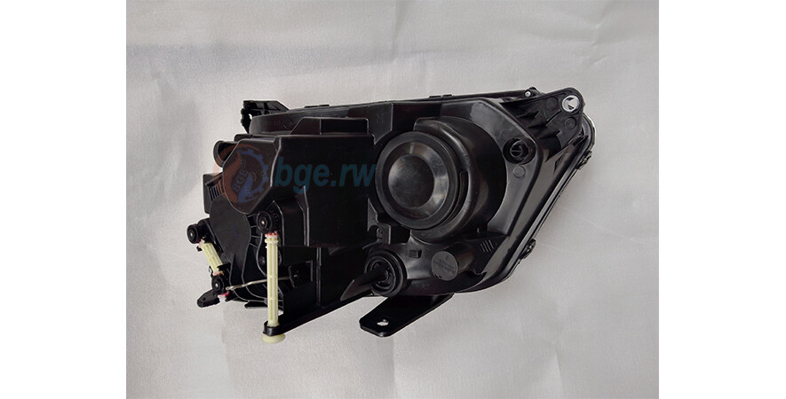 HEAD LAMP UNIT RH, AMAROK 10 -- 44111F6RLDE2