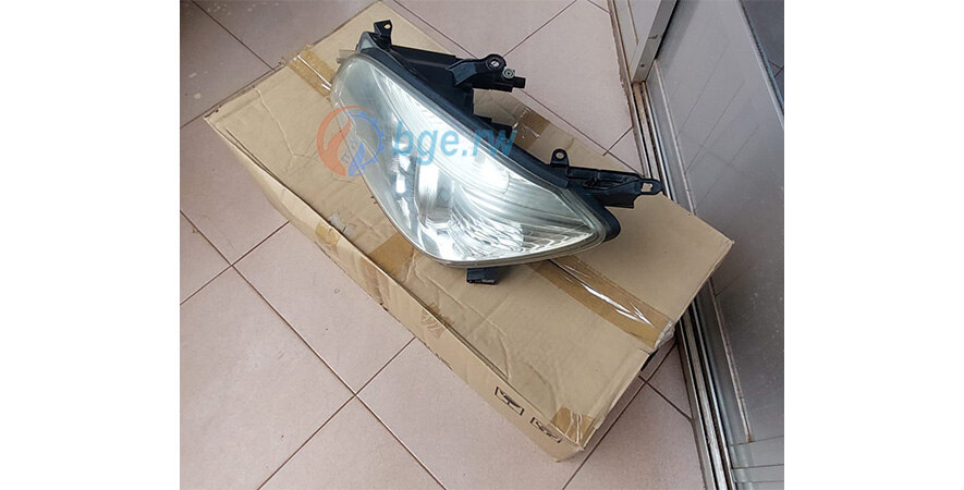 Head Lamp LH (Used) -- Toyota Rav4 2005-2008 - 81170-42311