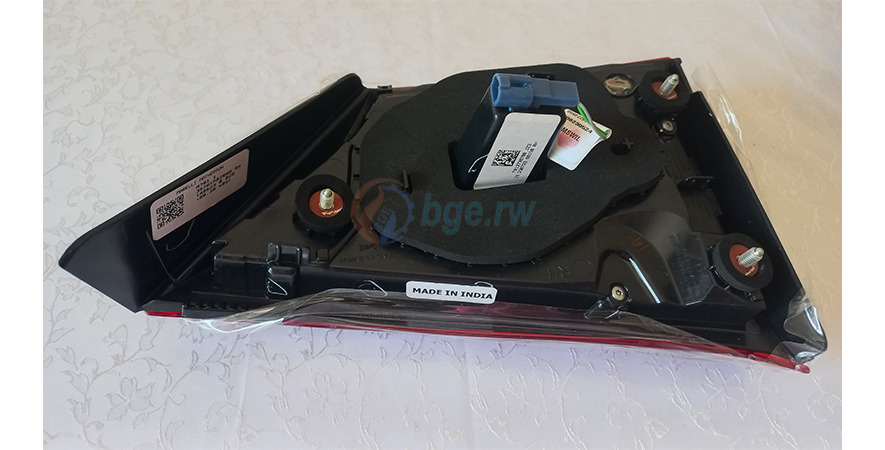 LAMP ASSY, TAIL, RH-35701M82R00-SUZUKI CIAZ (2)