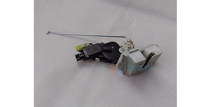 LATCH BACK DOOR - 82510M60M51 - SUZUKI ERTIGA 2012-18