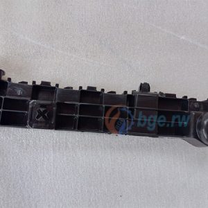 HOLDER,FR BUMPER SIDE,L